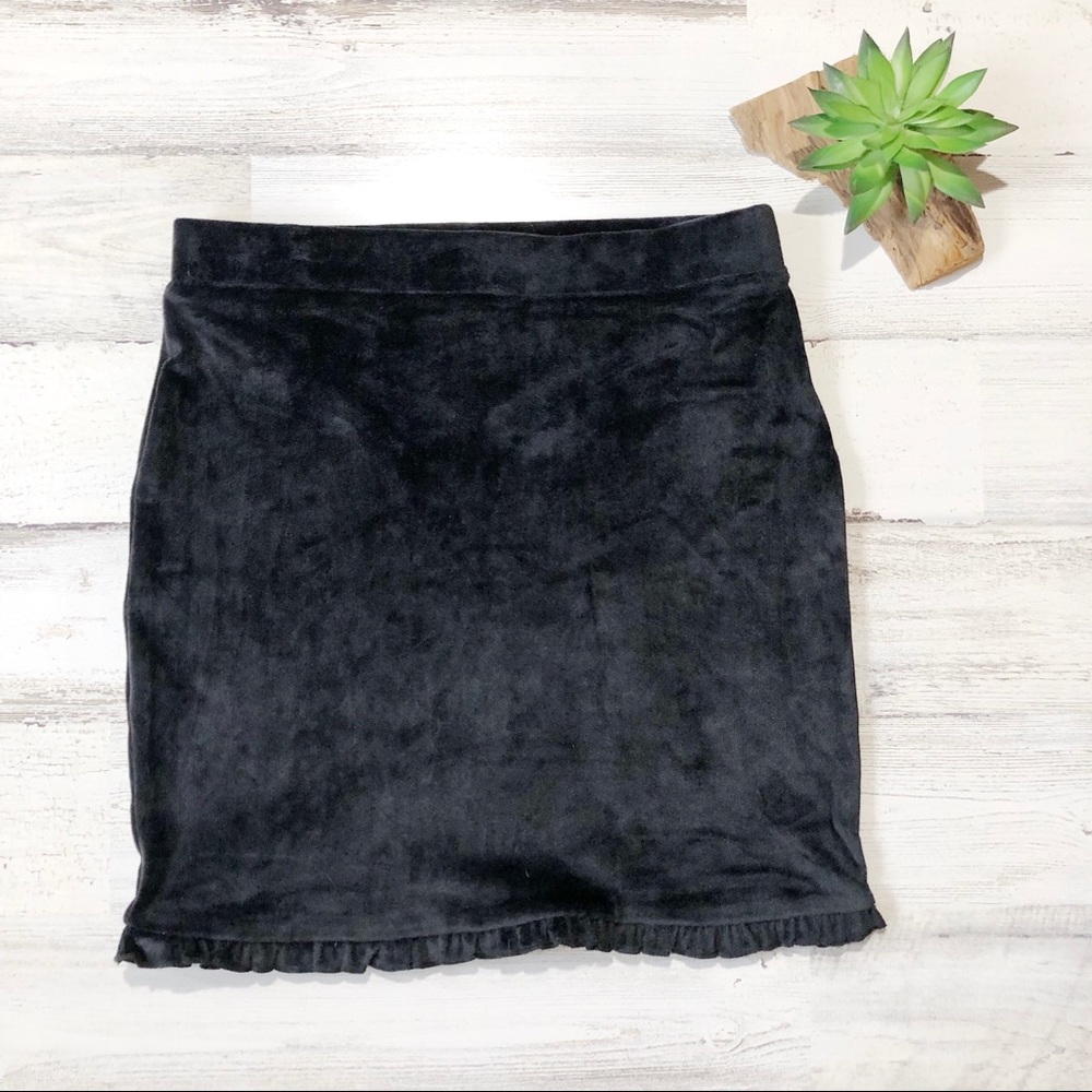 Double Zero Black Velvet Skirt